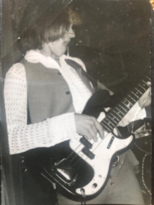 Vintage 1966 Fender Precision Bass Black With OHSC