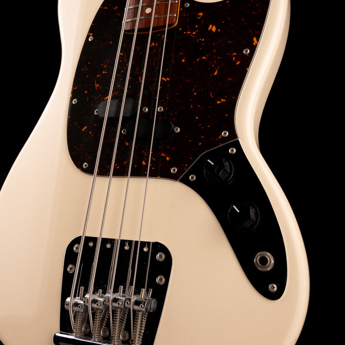 Pre Owned 2007 Fender Crafted In Japan Mustang Bass Vintage White With Gig Bag