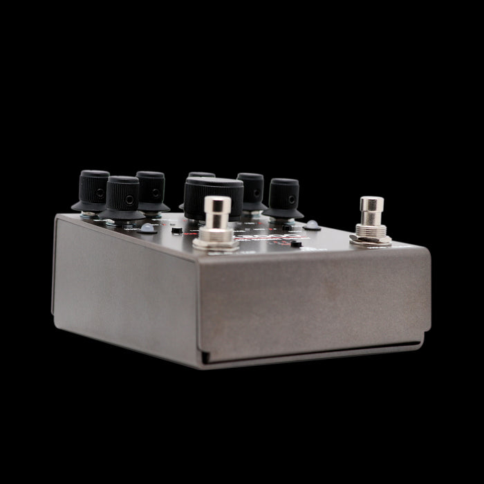 Keeley RK2000 Funk Siren Delay Pedal Angle Right