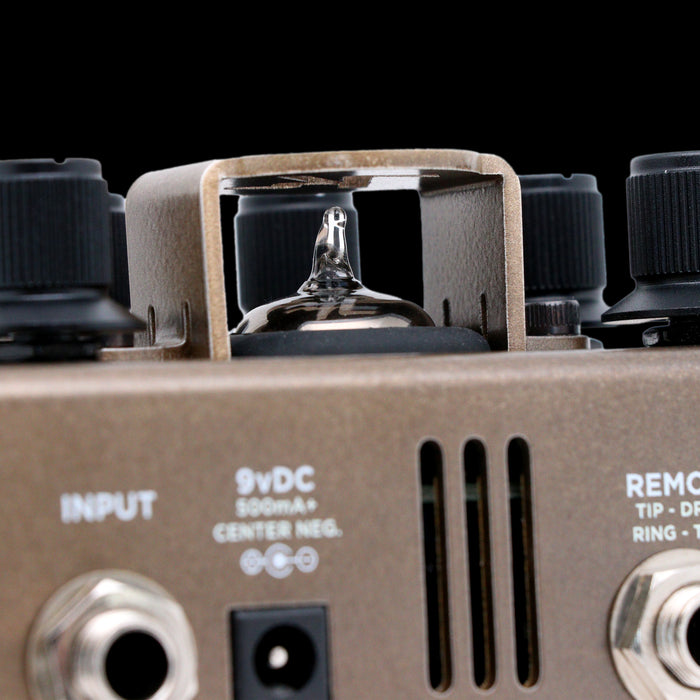 Keeley Tube Drive 1987 JAN 12AT7WC Limited Edition Dual Overdrive Pedal Tube Detail 