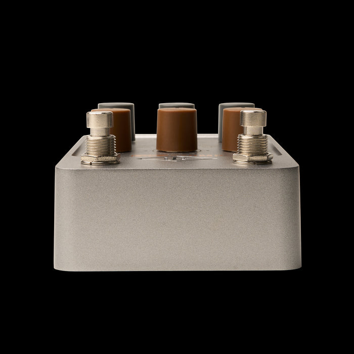 Univeral Audio UAFX OX Stomp Dynamic Speaker Emulator Pedal