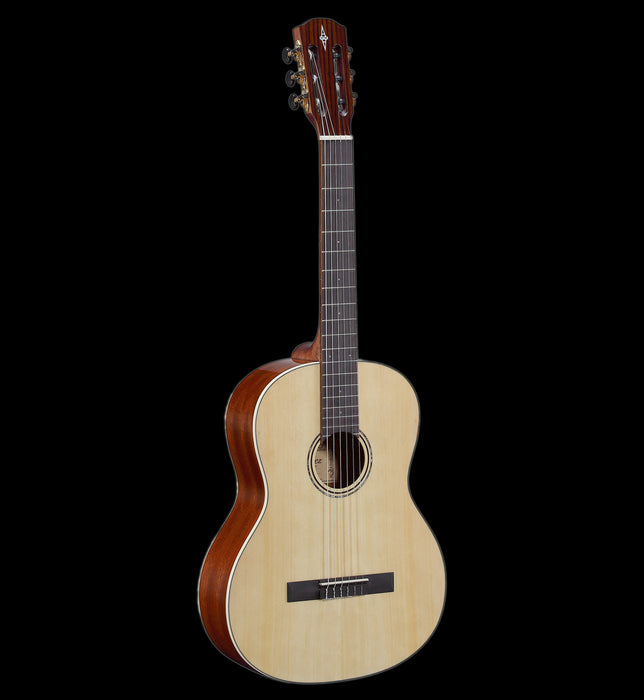 Alvarez RC-26 Regent 26 Front 3-4
