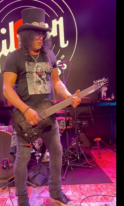 Veillette Swift Archtop 12-String Baritone Slash Specs Trans Black Electric Guitar