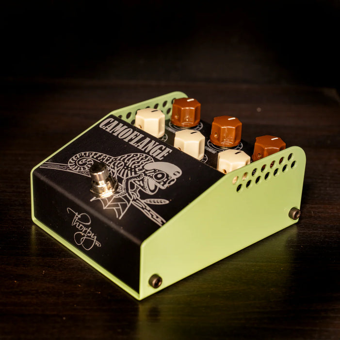 Thorpy FX Camoflange Flanger Guitar Pedal Side Angle Bottom