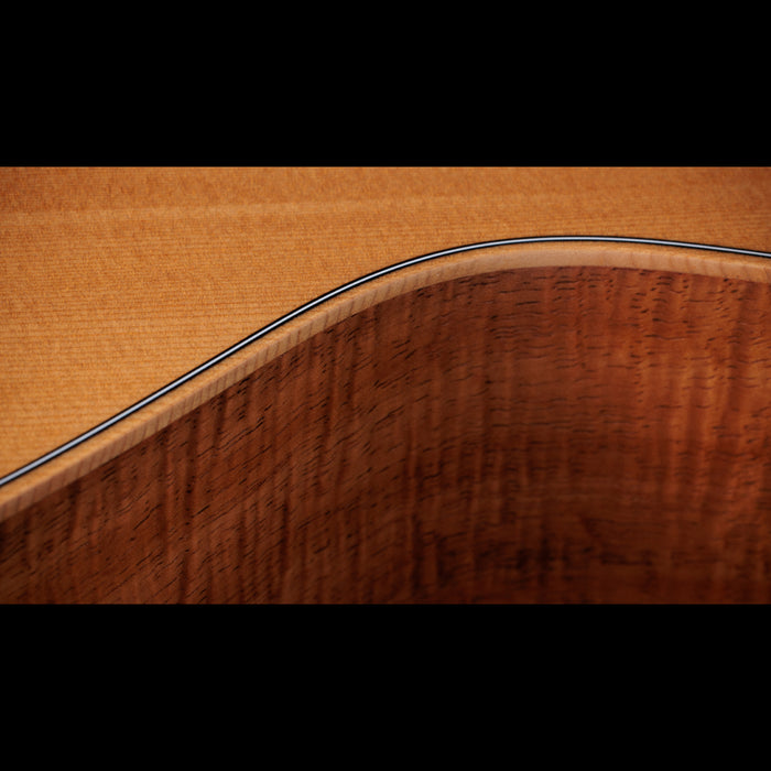 Taylor GS Mini-e LTD Figured Koa Closeup Binding