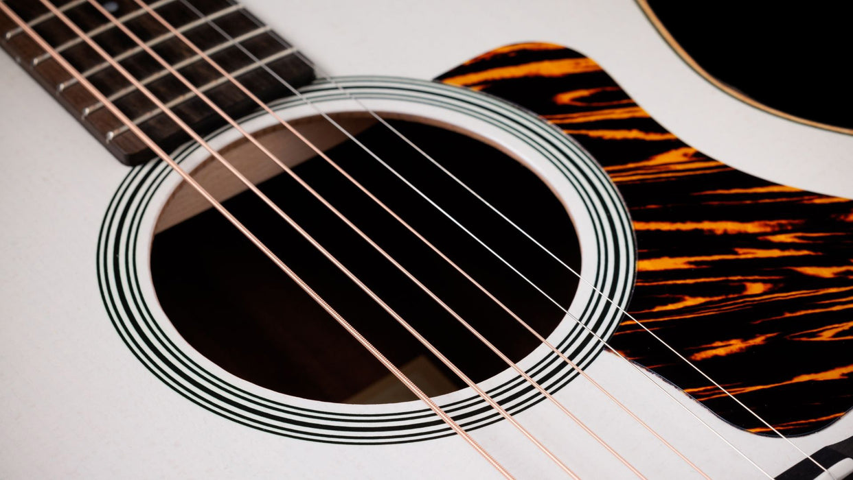 Taylor GS Mini-e White Acoustic Electric Guitar Rosette