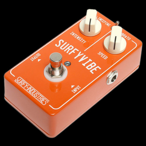 Surfy Industries SurfyVibe Vibrato Guitar Effect Pedal Front Angle Closeup