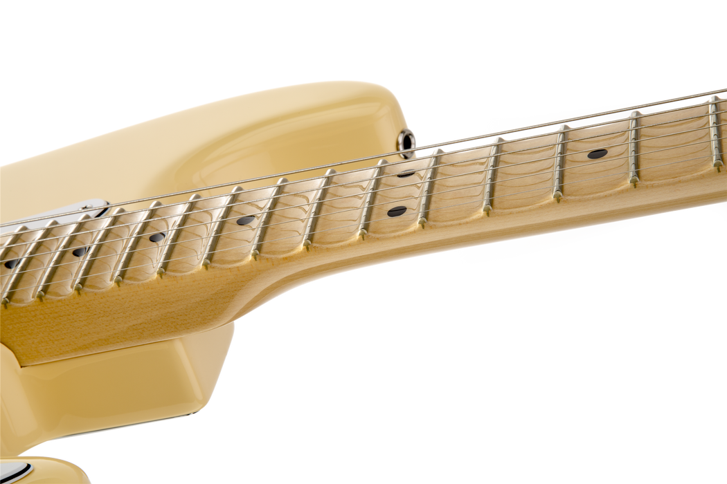 Fender Yngwie Malmsteen Stratocaster Scalloped Maple Vintage White
