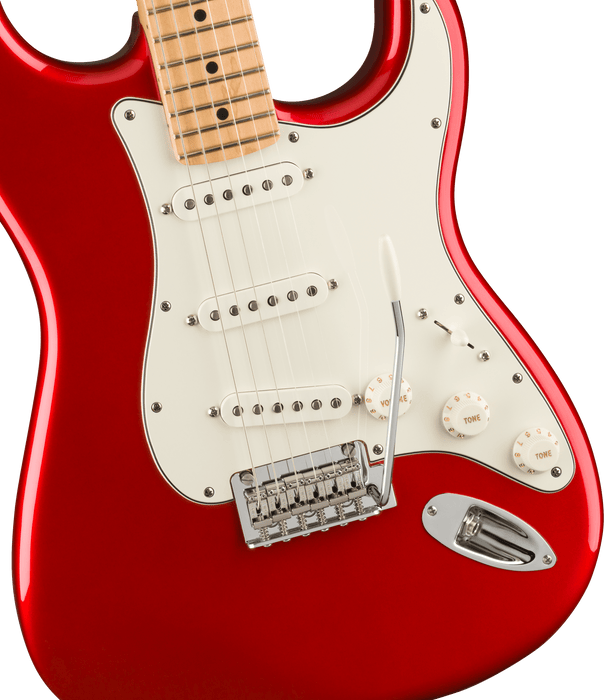 Fender Player Stratocaster Maple Fingerboard Candy Apple Red