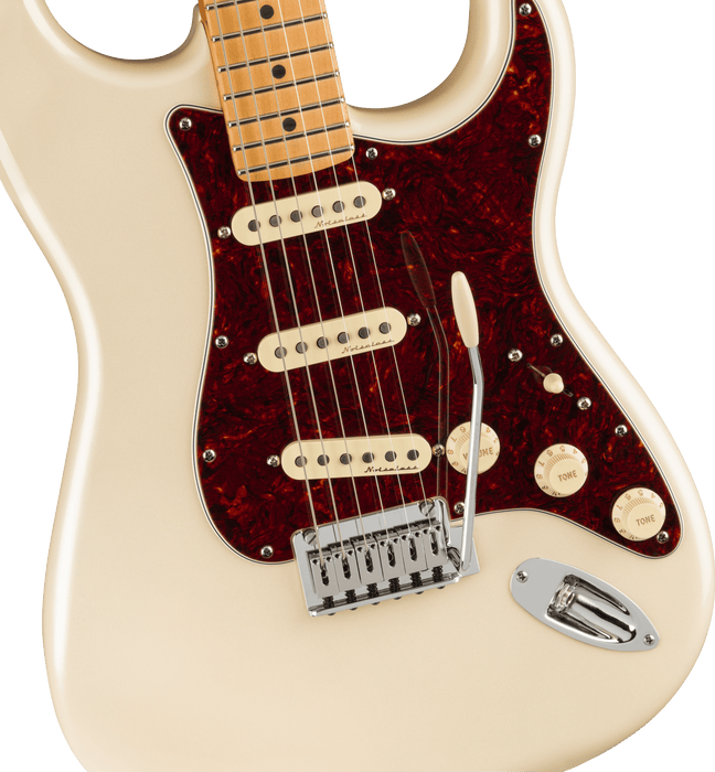 Fender Player Plus Stratocaster Maple Fingerboard Olympic Pearl