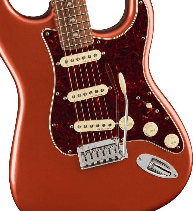 Fender Player Plus Stratocaster Pau Ferro Fingerboard Aged Candy Apple Red