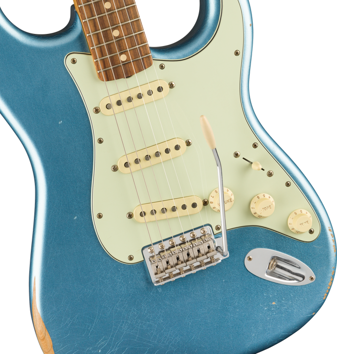 Fender Vintera Road Worn 60s Stratocaster Lake Placid Blue With Gig Bag