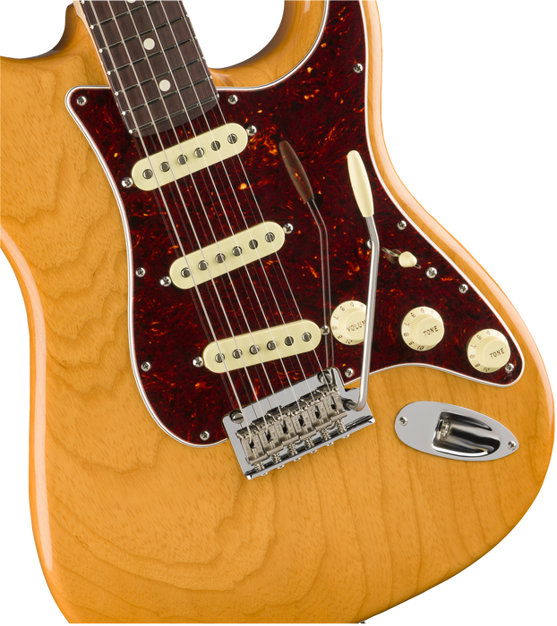 DISC - Fender Limited Edition American Professional Light Ash Stratocaster - Aged Natural with Case