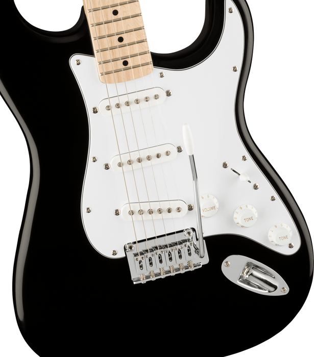 Squier Affinity Series Stratocaster Maple Fingerboard White Pickguard Black