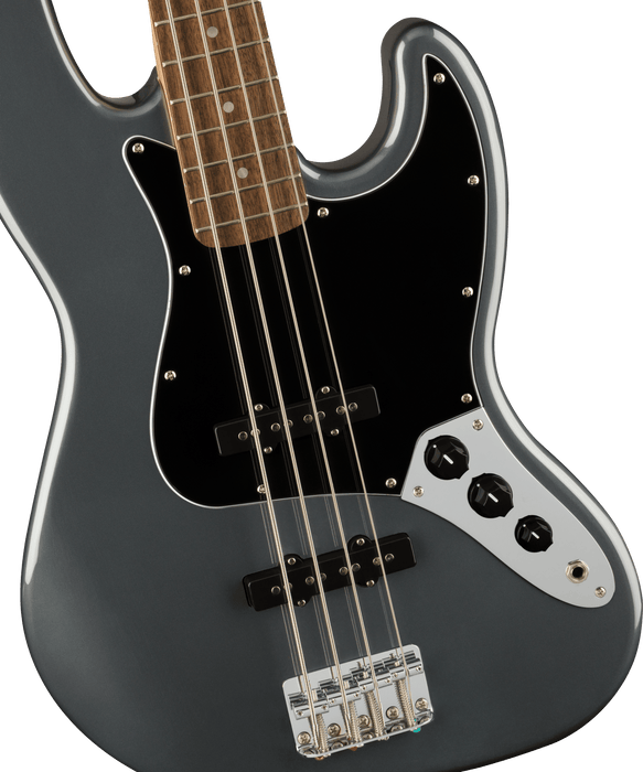 Squier Affinity Series Jazz Bass Laurel Fingerboard Black Pickguard Charcoal Frost Metallic