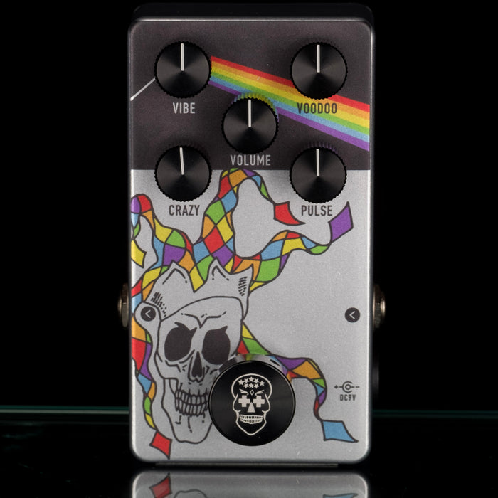 crazy guitar effects pedals Flattley Guitar Effect Pedals Silver Line Crazy Diamond Vibe Guitar Pe — Truetone Music