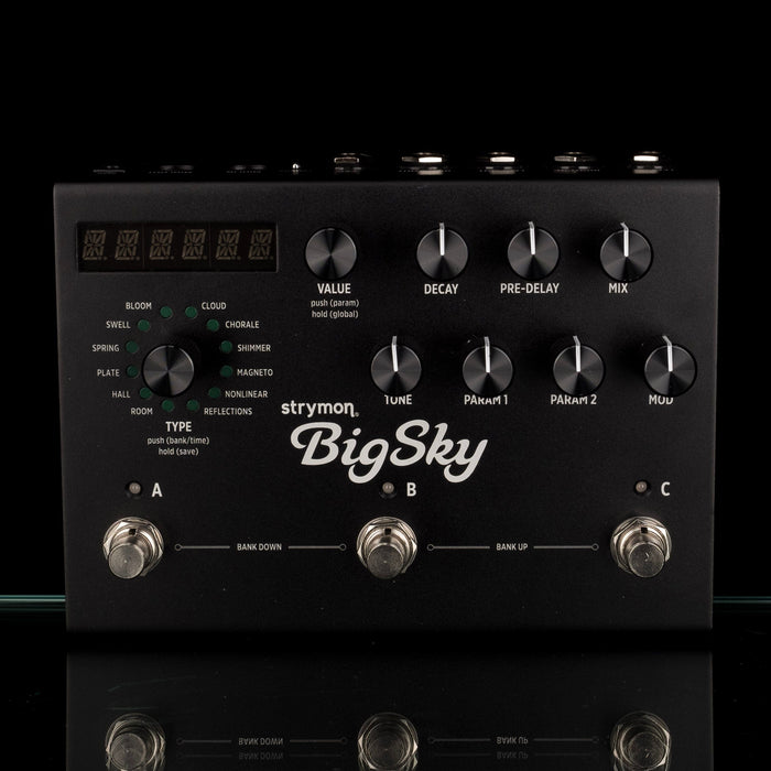 big sky pedal used Used Strymon BigSky Reverb Limited Midnight Edition Guitar Effect Peda — Truetone Music