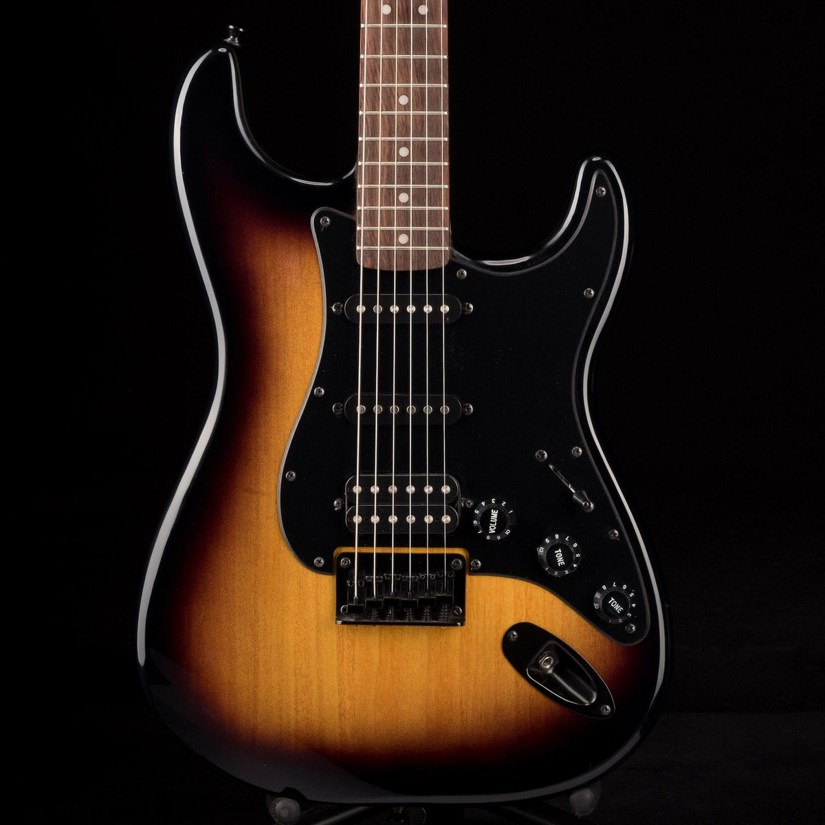 Used Squier Bullet Stratocaster HSS Hardtail 2-Tone Sunburst