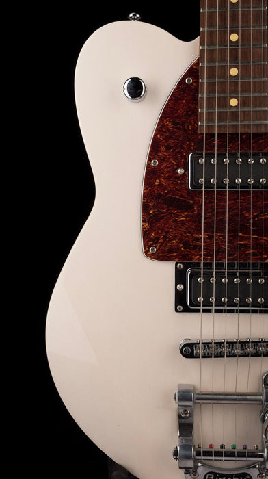 Pre Owned Reverend Flatroc RB White With Case