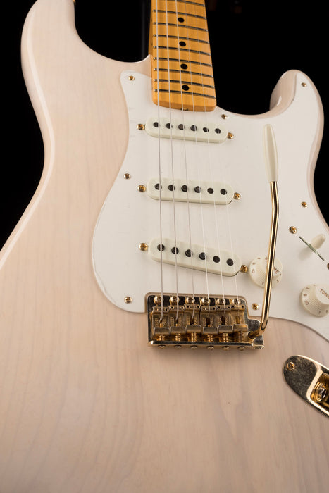 Fender Custom Shop 1957 Vintage Custom Stratocaster NOS Aged White Blonde With Case