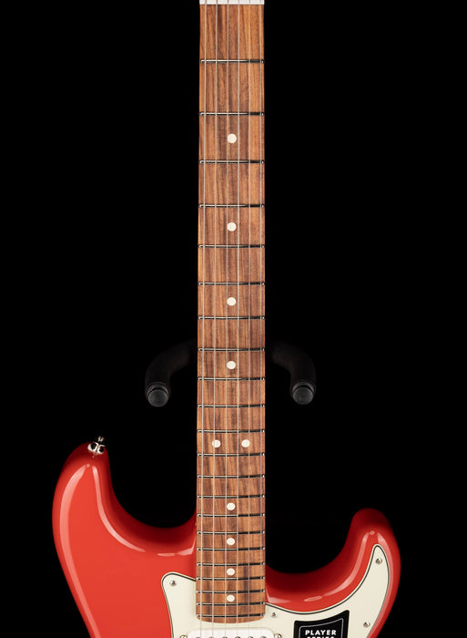 Fender Limited Edition Player Strat Pau Ferro Fingerboard Fiesta Red Electric Guitar