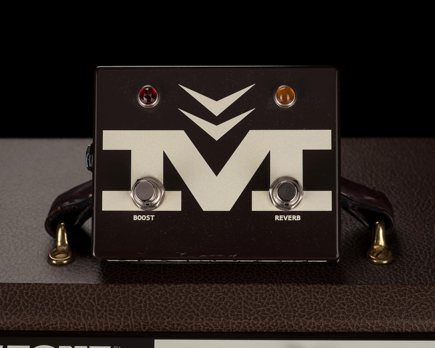 Pre Owned Magnatone Varsity Reverb Brown Guitar Amp Combo