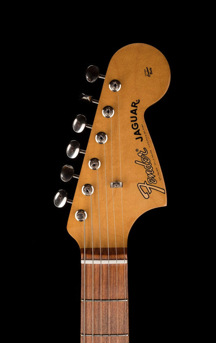 Used Fender Vintera '60s Jaguar 3-Color Sunburst With Gig Bag