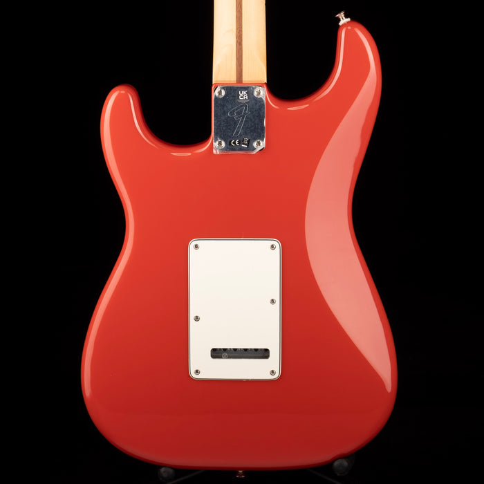 Fender Limited Edition Deluxe Player Strat HSS Fiesta Red Electric Guitar With Matching Headcap