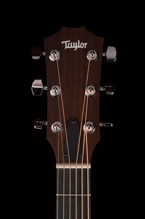 Taylor Academy 12e Left-Handed Acoustic Electric Guitar WIth Gig Bag