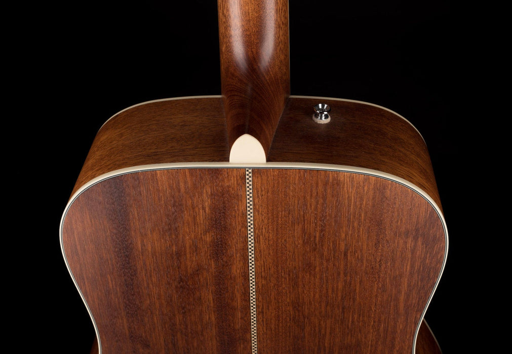 Used Fender Parmaount PM-1 Dreadnought All Mahogany with Mesquire Humbucking Pickup with Gig Bag