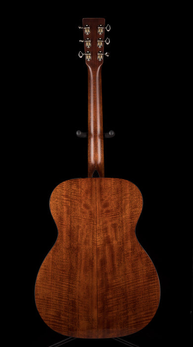 Martin Custom Shop 000 Style 18 Flamed Mahogany Acoustic Guitar