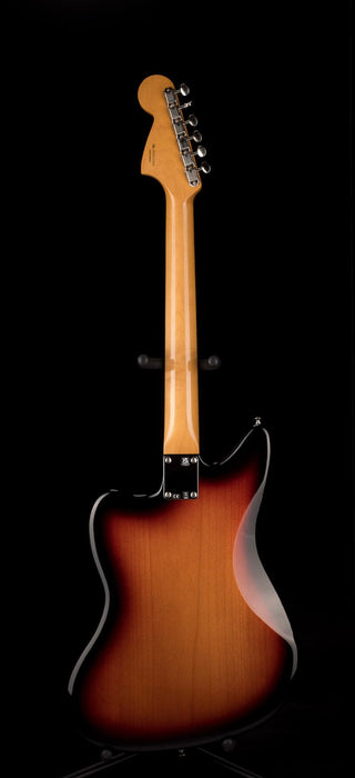 Used Fender Vintera '60s Jaguar 3-Color Sunburst With Gig Bag