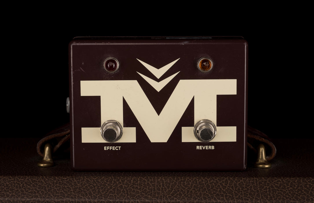 Pre Owned Magnatone Twilighter Stereo 2x12 Brown Guitar Amp Combo