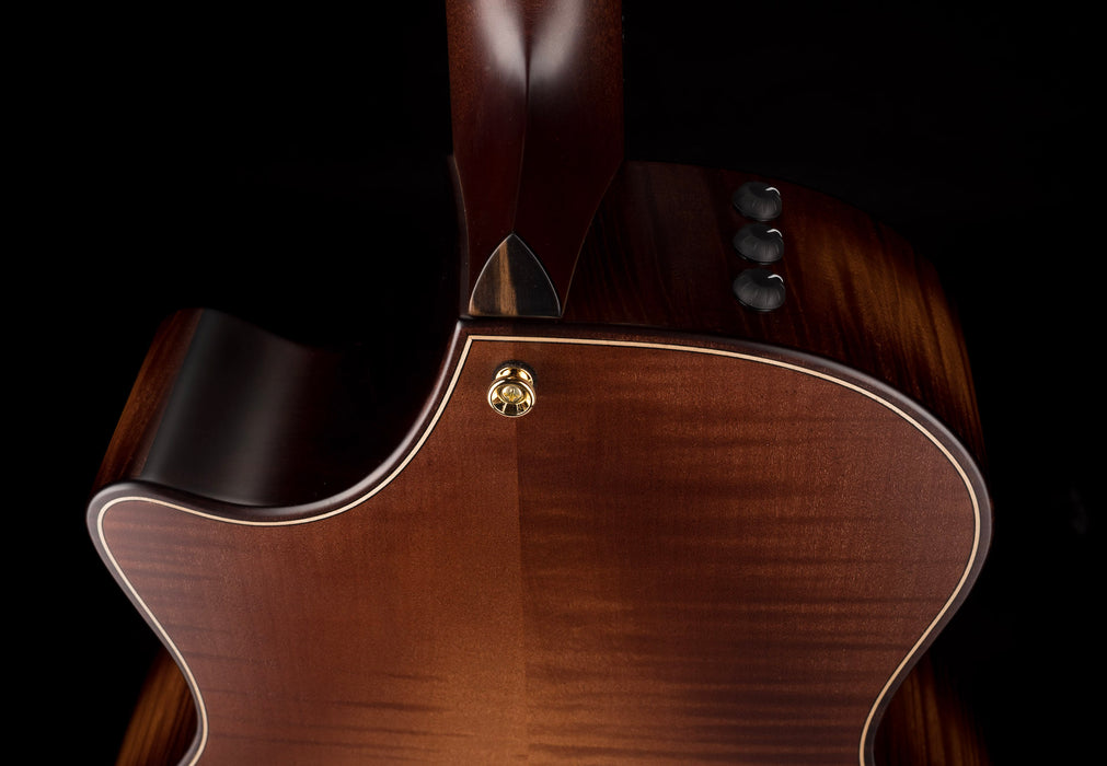 Taylor Builder's Edition 614ce Wild Honey Burst Acoustic Electric Guitar With Case
