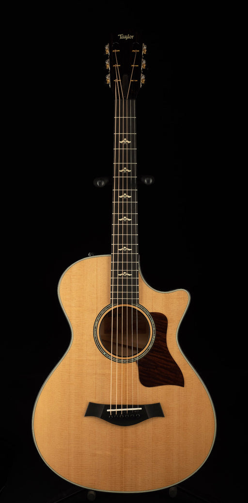 Taylor 612ce 12-Fret Grand Concert 12 Fret Acoustic Electric Guitar Sitka Spruce top