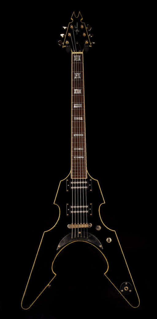 Turser Warlord Flying V Black With Gig Bag