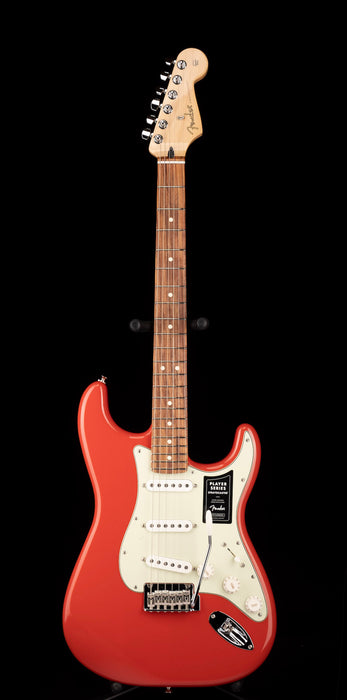Fender Limited Edition Player Strat Pau Ferro Fingerboard Fiesta Red Electric Guitar
