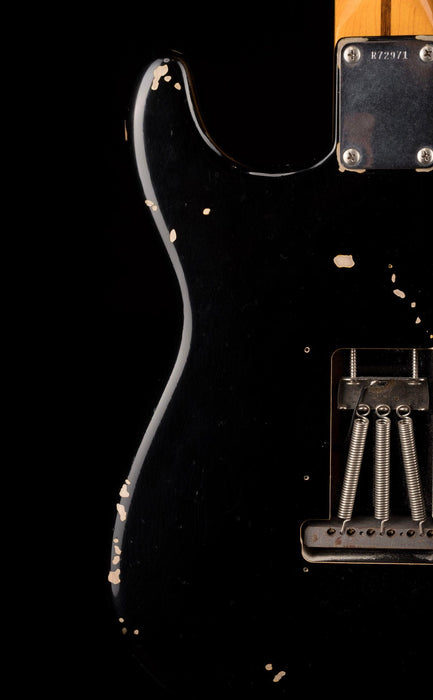 Pre-Owned Fender Custom Shop David Gilmour Stratocaster Relic Black over 3-Tone Sunburst