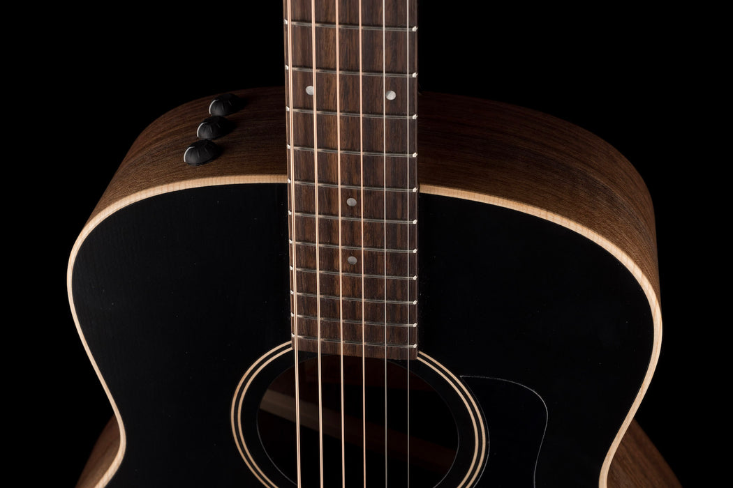 Taylor GTe Blacktop Acoustic Electric Guitar With Aerocase