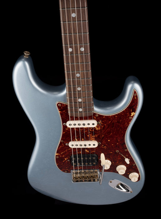 Fender Custom Shop Masterbuilt Austin MacNutt 1965 Stratocaster HSS Journeyman Relic Blue Ice Metallic