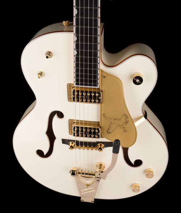 Gretsch G6136T-59 Vintage Select '59 White Falcon Hollow Body Lacquer Vintage White with Case