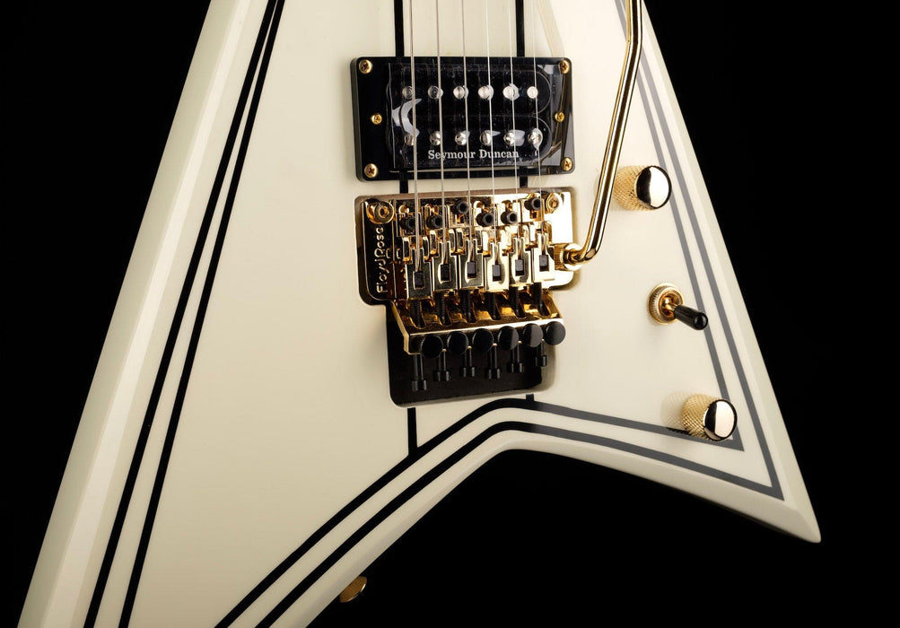 Used Jackson Pro Series Rhoads RR3 Ivory with Black PinstripesUsed Jackson Pro Series Rhoads RR3 Ivory with Black Pinstripes