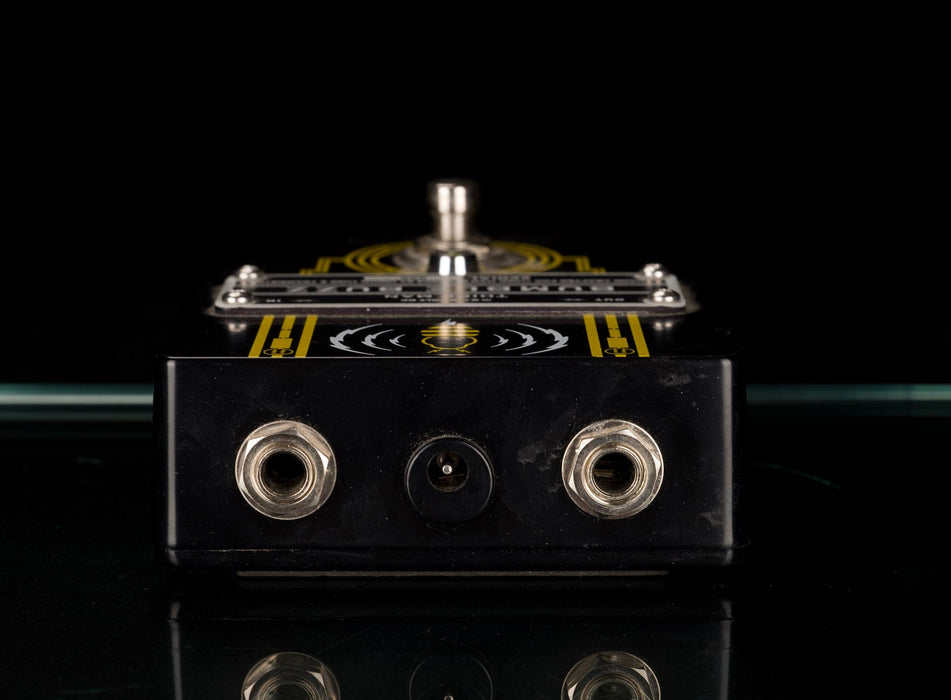 bumble buzz pedal Used Third Man Bumble Buzz Fuzz Guitar Effect Pedal — Truetone Music