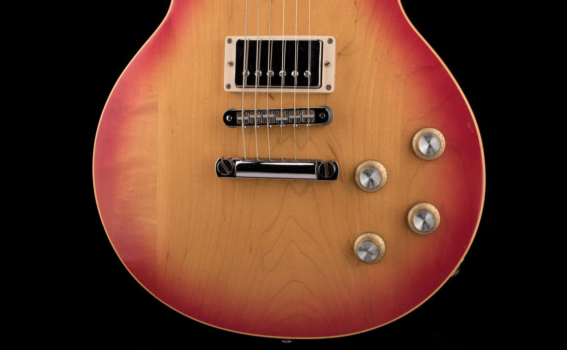 Used 1977 Gibson Les Paul Standard Cherry Sunburst with HSC