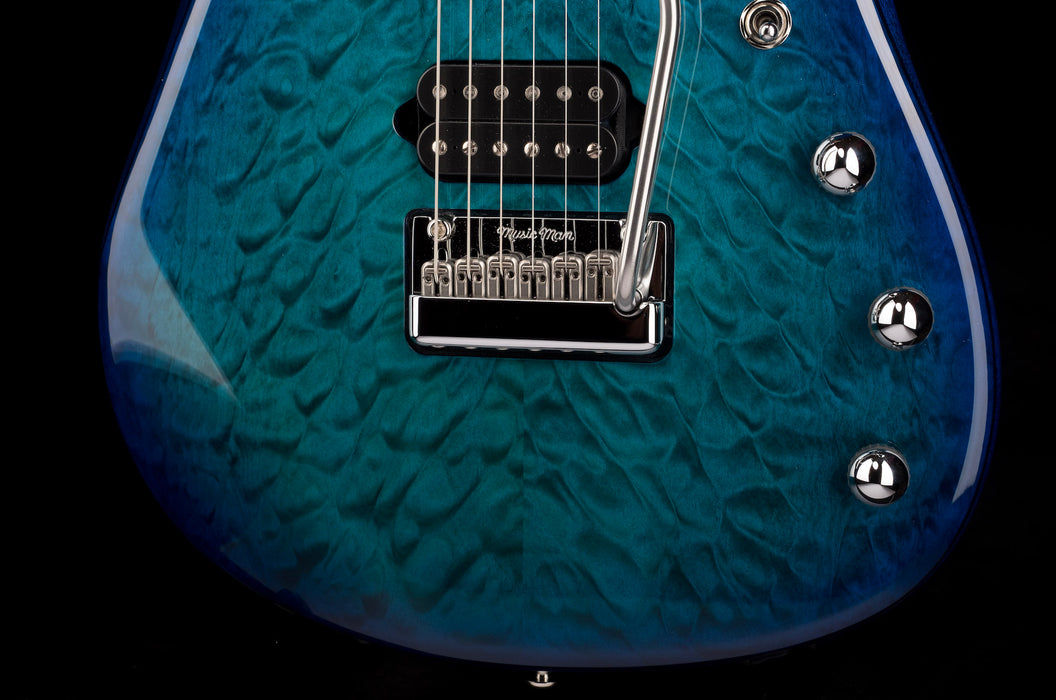 Ernie Ball Music Man JP15 Cerulean Paradise Quilt Figured Roasted Maple With Case