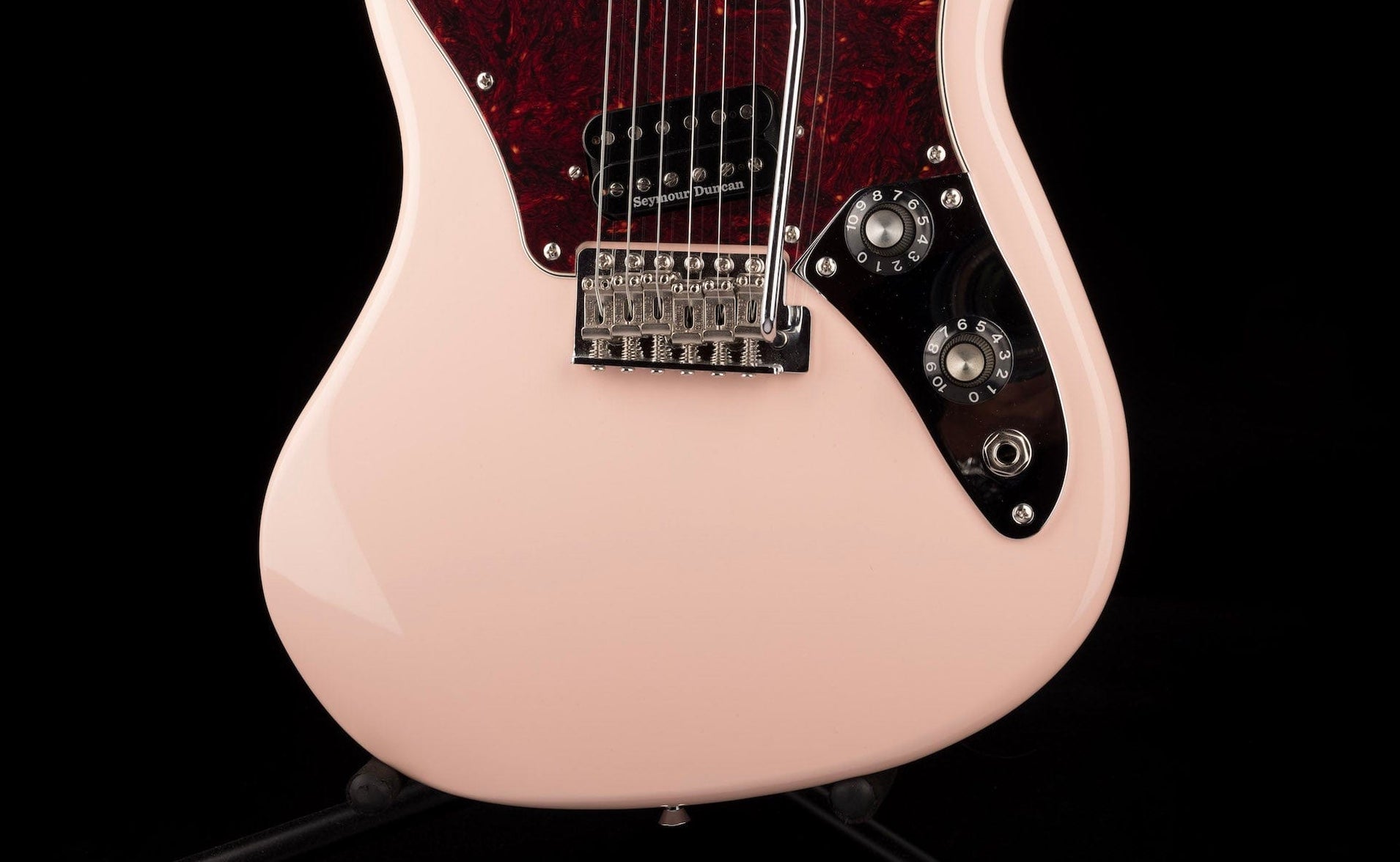 Used Squier Paranormal Super-Sonic Shell Pink with Gig Bag — Truetone Music