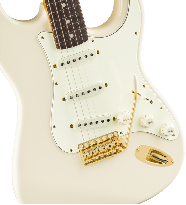 DISC - Fender Limited Edition Daybreak Traditional 60s Stratocaster Made in Japan With Bag