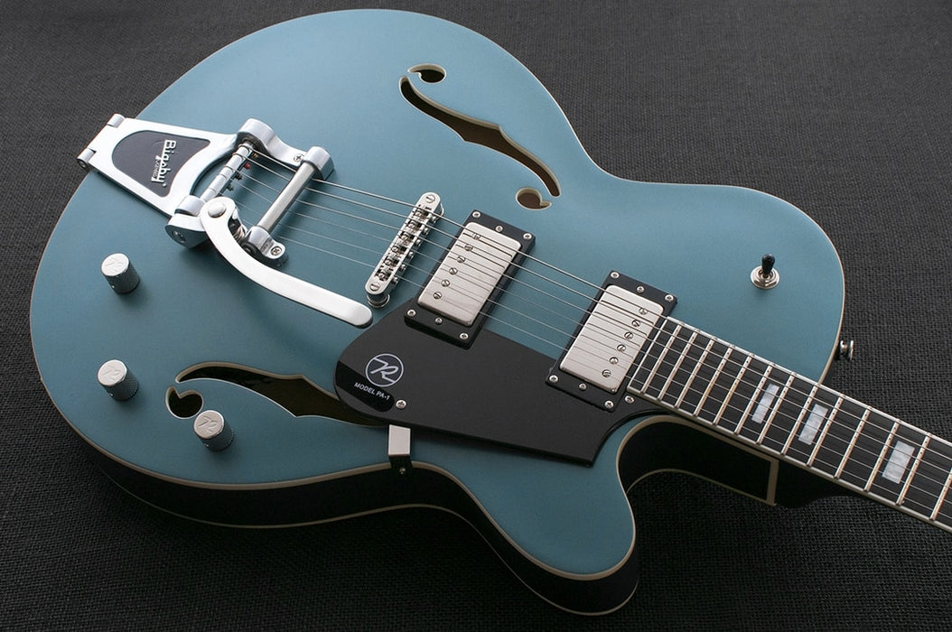 Reverend Pete Anderson PA-1 HB Custom Signature With Bigsby Satin Deep Sea Blue