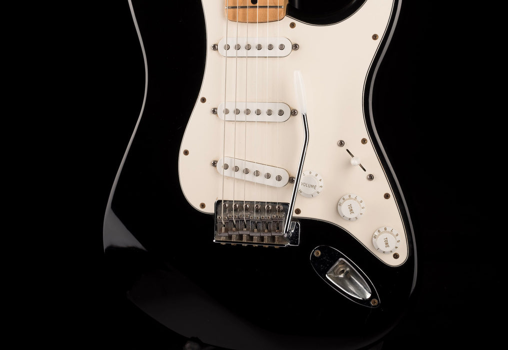 Used 2000 Fender Standard Stratocaster Black Electric Guitar