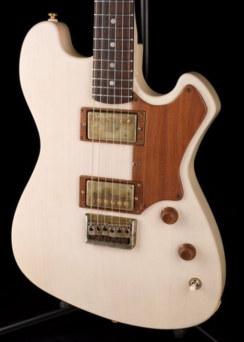 Used Moniker Guitars Texas BBQ 1 of 1 Trans White Electric Guitar with OHSC